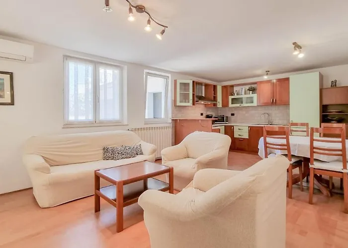 Apartment Ena