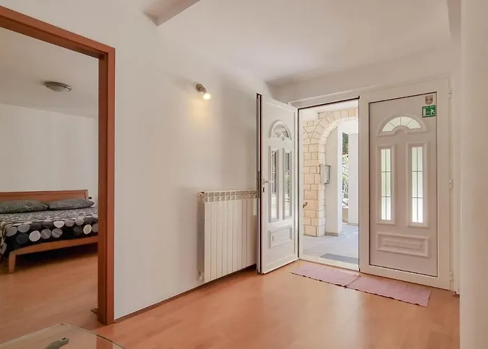 Apartment Ena