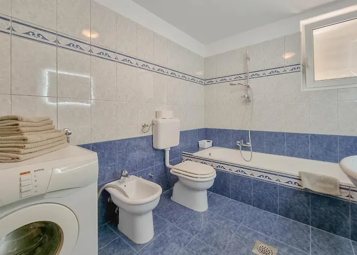 아파트 Ena Novigrad Istria